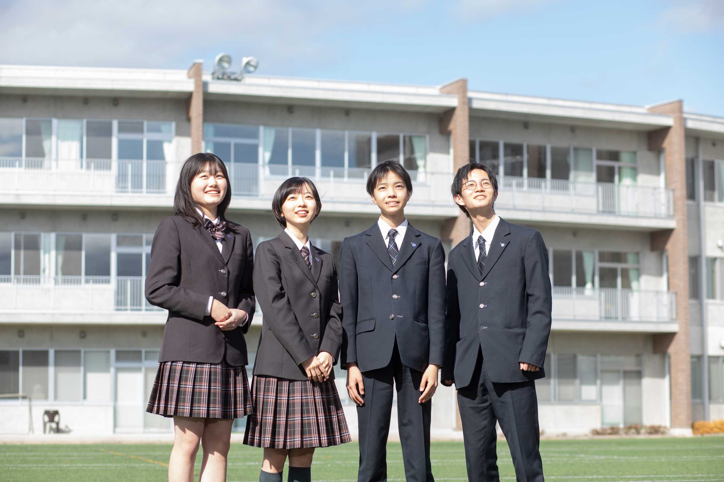 建学の精神